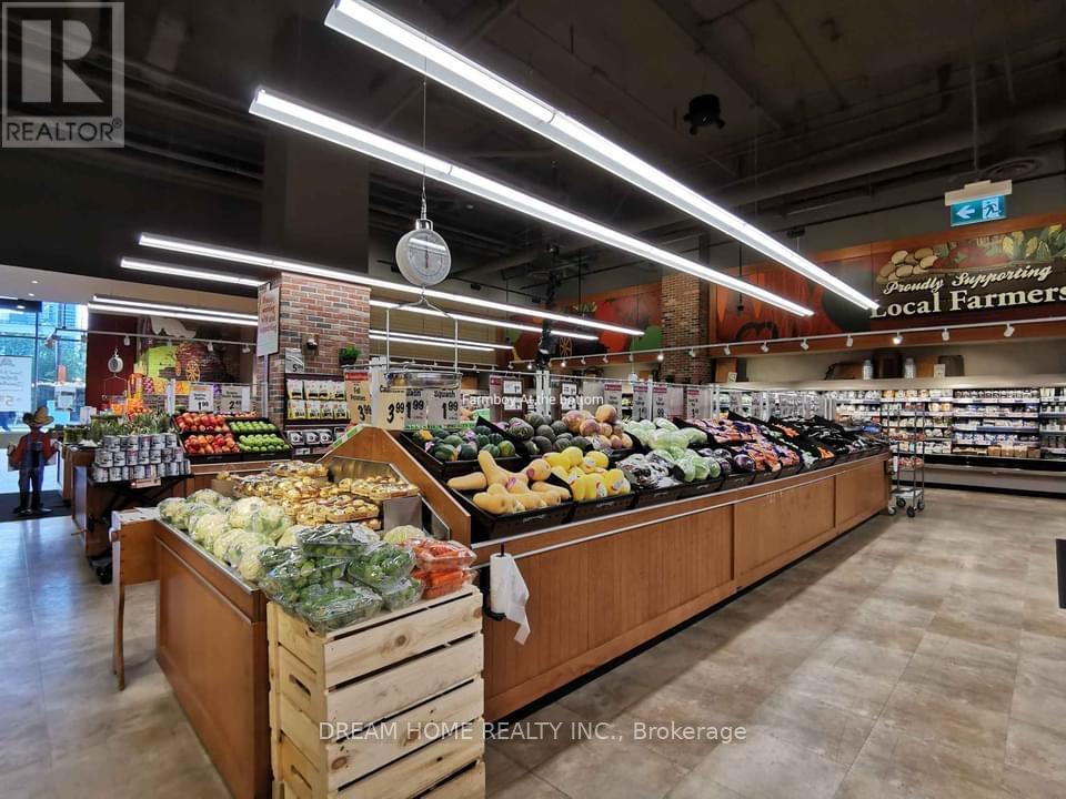 617 - 27 Bathurst Street, Toronto, Ontario  M5V 2P1 - Photo 24 - C12464667