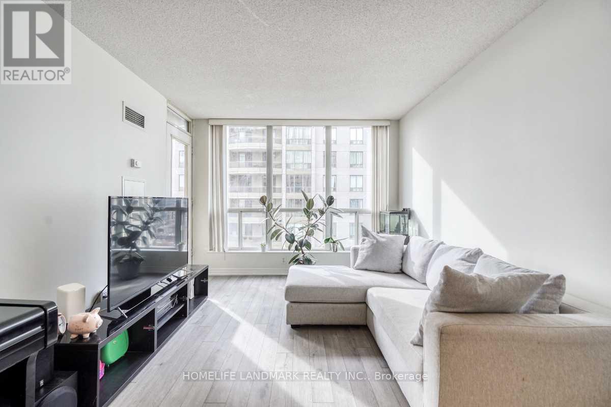 1503 - 260 Doris Avenue, Toronto, Ontario  M2N 6X9 - Photo 3 - C12464672