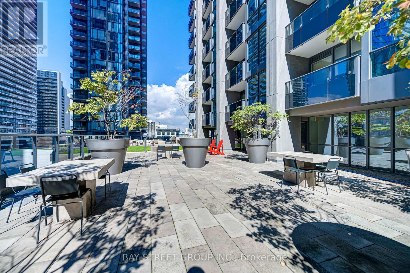 708 - 295 Adelaide Street W, Toronto, Ontario  M5V 0L4 - Photo 17 - C12464674