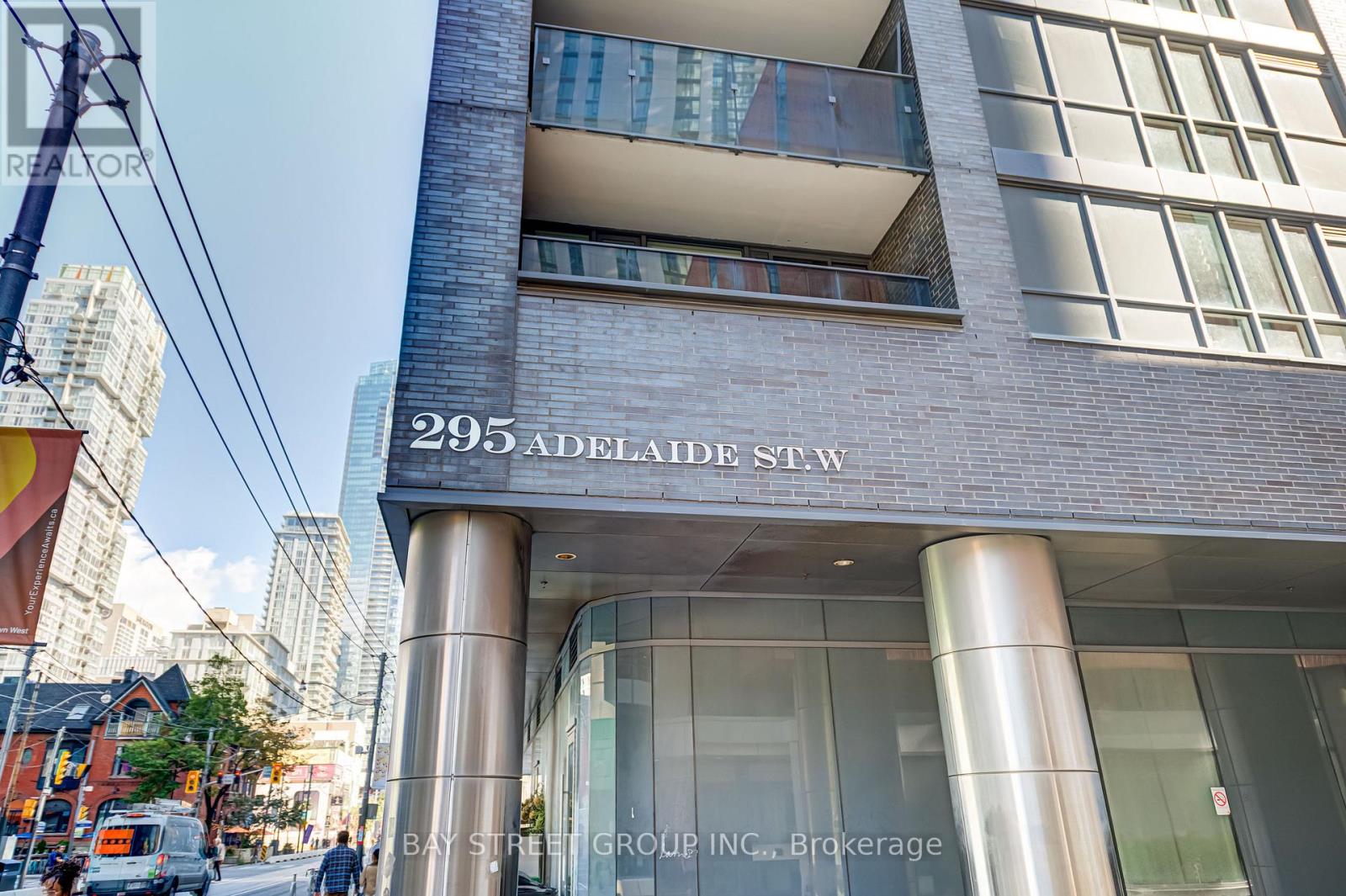 708 - 295 Adelaide Street W, Toronto, Ontario  M5V 0L4 - Photo 2 - C12464674