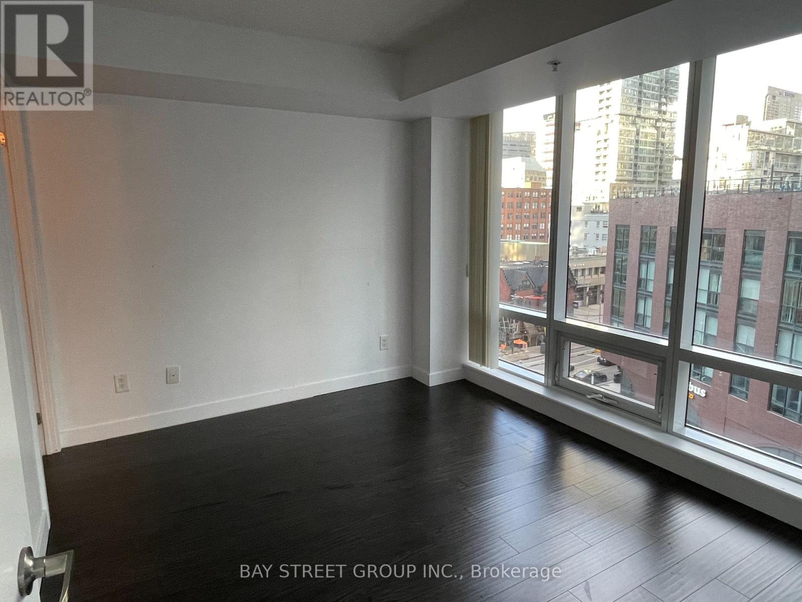 708 - 295 Adelaide Street W, Toronto, Ontario  M5V 0L4 - Photo 3 - C12464674