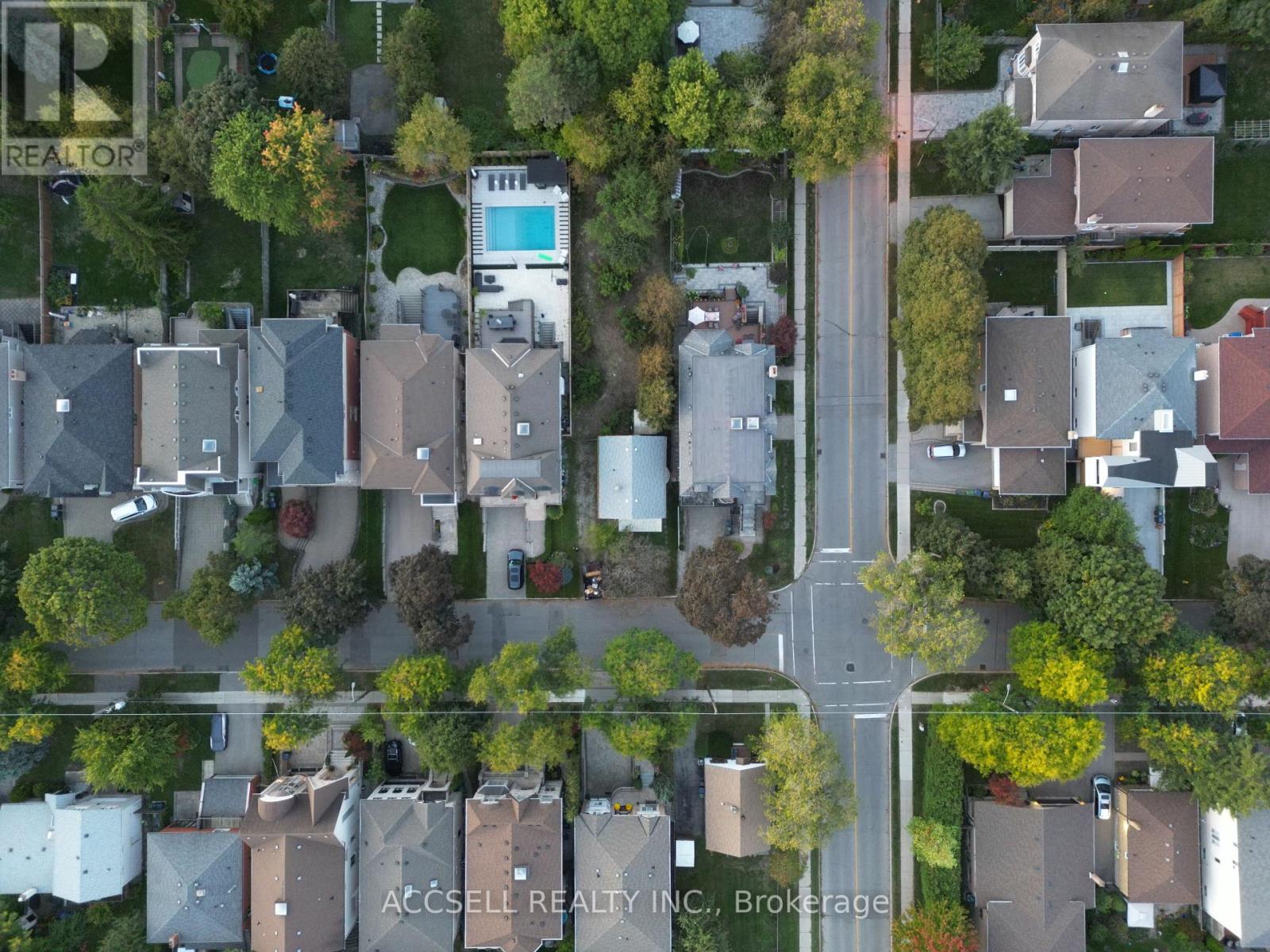 228 Byng Avenue, Toronto, Ontario  M2N 4L1 - Photo 3 - C12464676