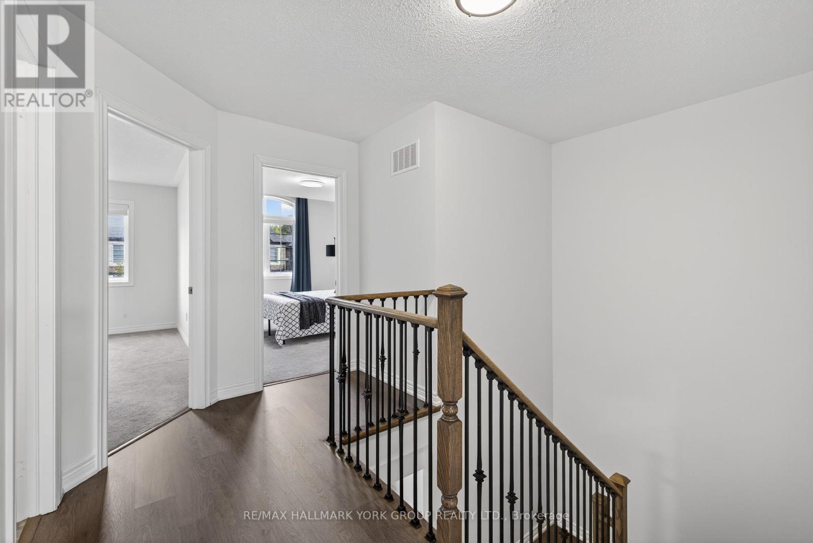14 Walter Proctor Road, East Gwillimbury, Ontario  L9N 0L6 - Photo 22 - N12464658