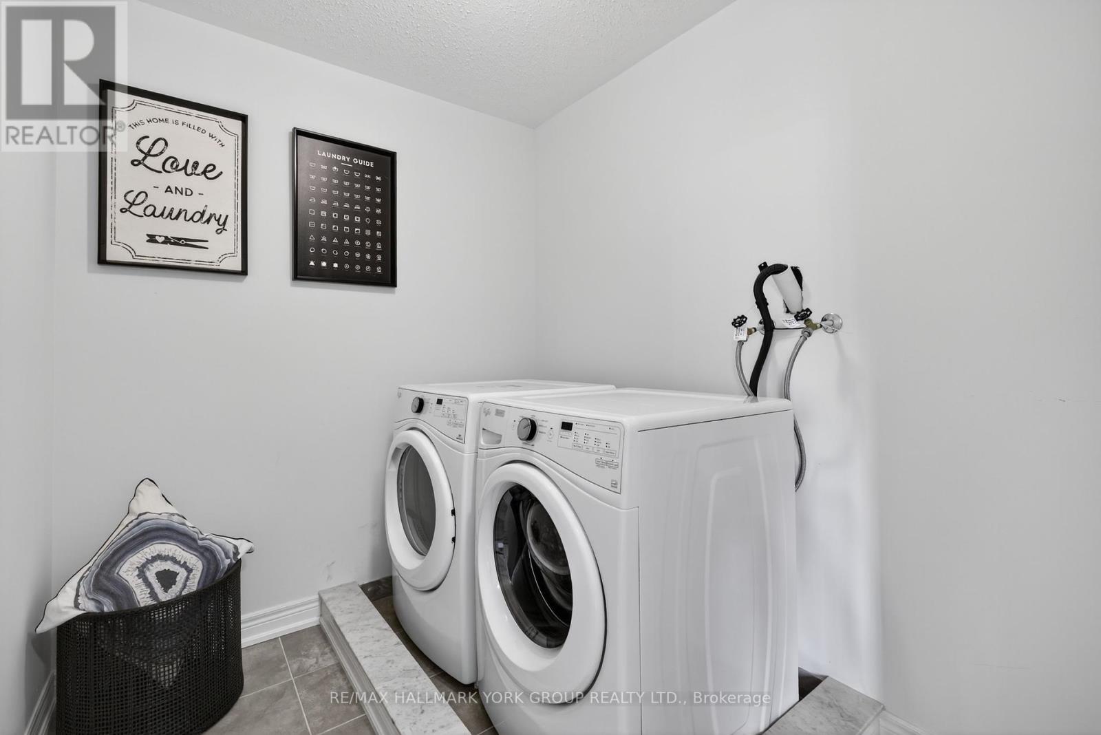 14 Walter Proctor Road, East Gwillimbury, Ontario  L9N 0L6 - Photo 33 - N12464658