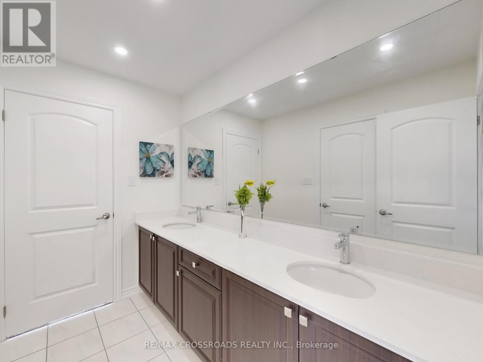 62 Kentledge Avenue, East Gwillimbury, Ontario  L9N 0V9 - Photo 32 - N12464668