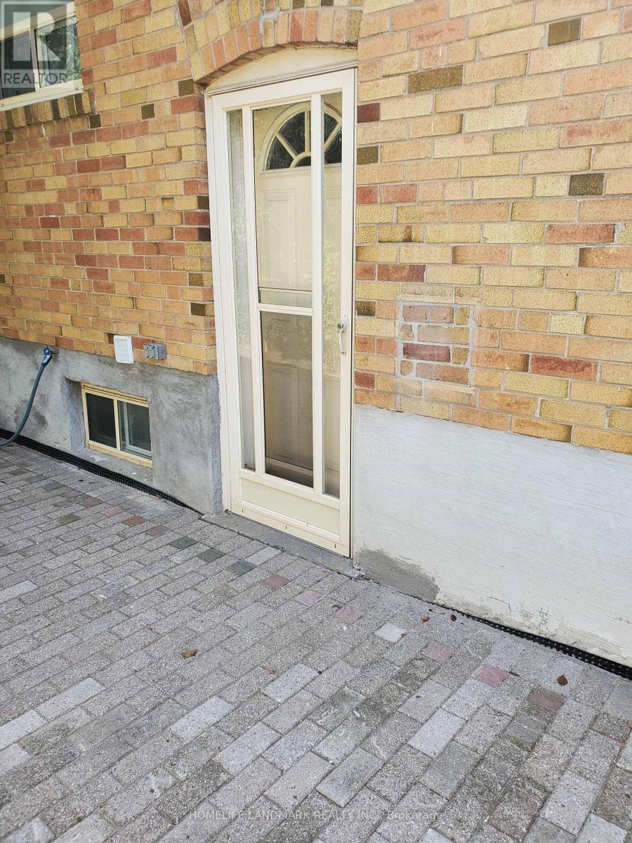 Bsmt - 17 Maralim Road, Richmond Hill, Ontario  L4C 2K6 - Photo 2 - N12464677