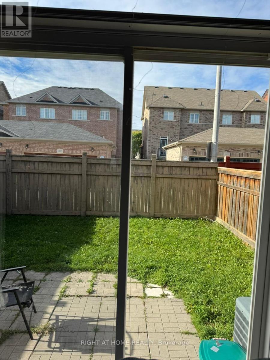 5540 Meadowcrest Avenue, Mississauga, Ontario  L5M 0V1 - Photo 21 - W12464660