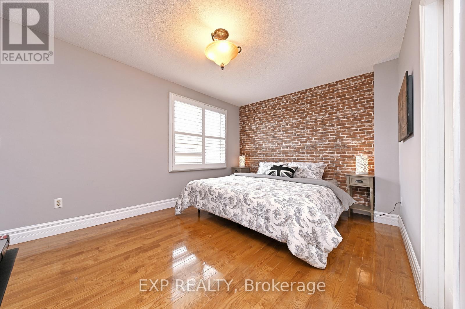 40 - 40 Stornwood Court Ne, Brampton, Ontario  L6W 4H5 - Photo 32 - W12464662