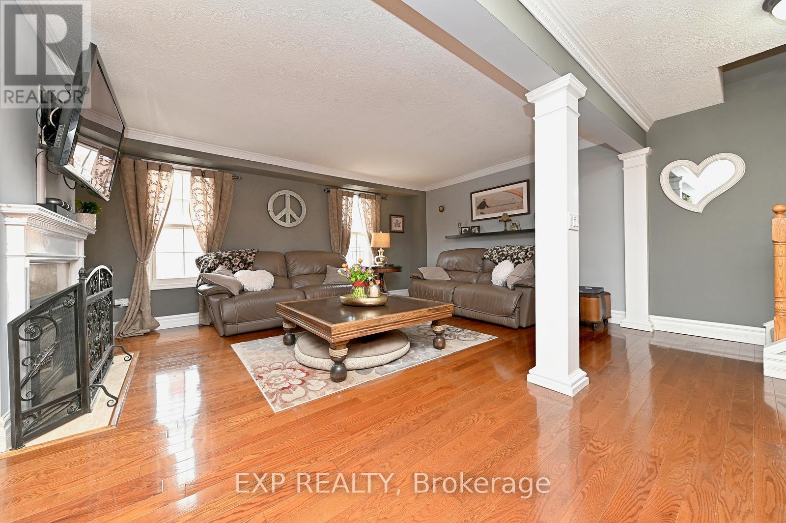 40 - 40 Stornwood Court Ne, Brampton, Ontario  L6W 4H5 - Photo 7 - W12464662