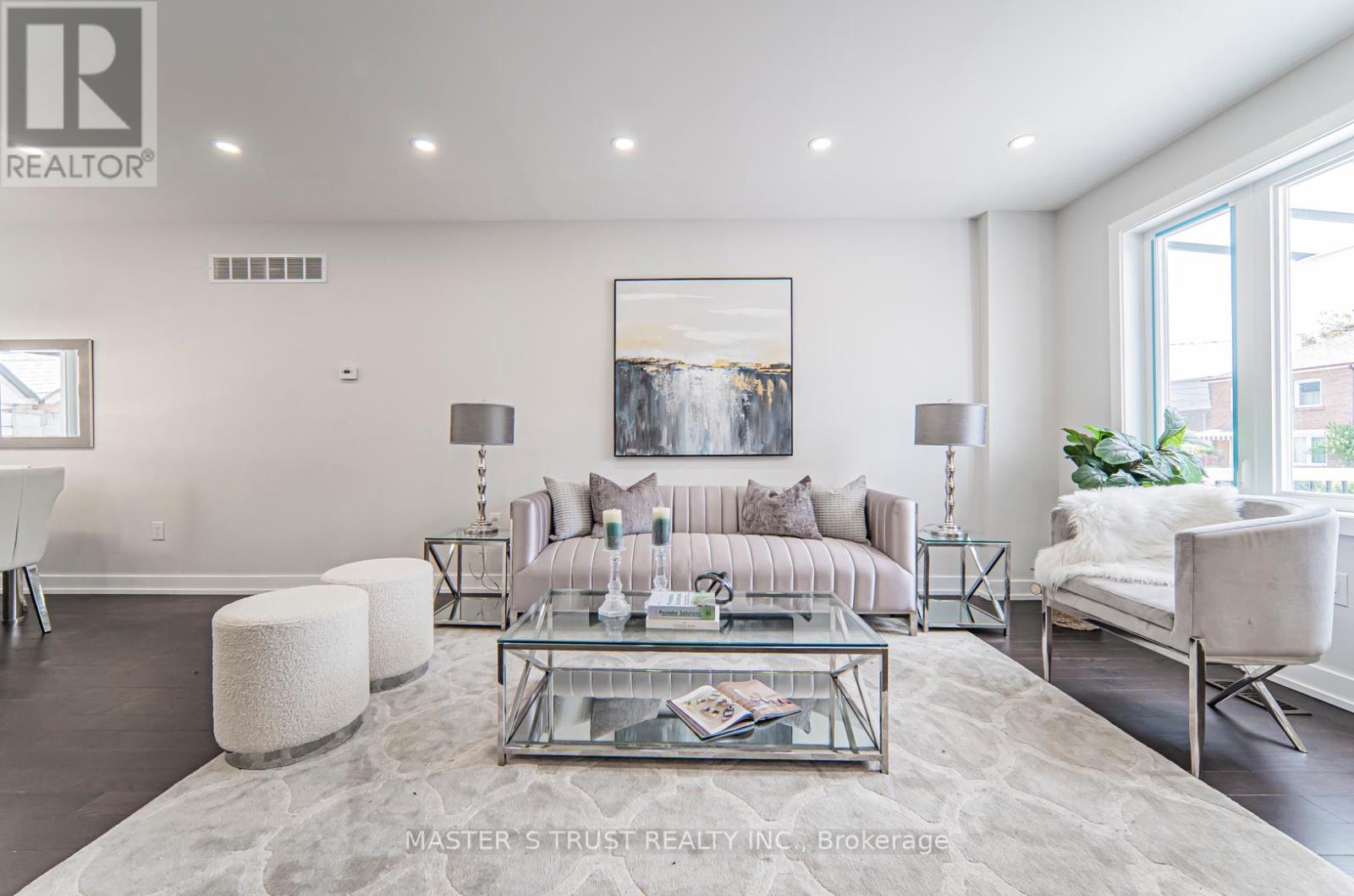 613 Old Weston Road S, Toronto, Ontario  M6N 3B4 - Photo 12 - W12464663