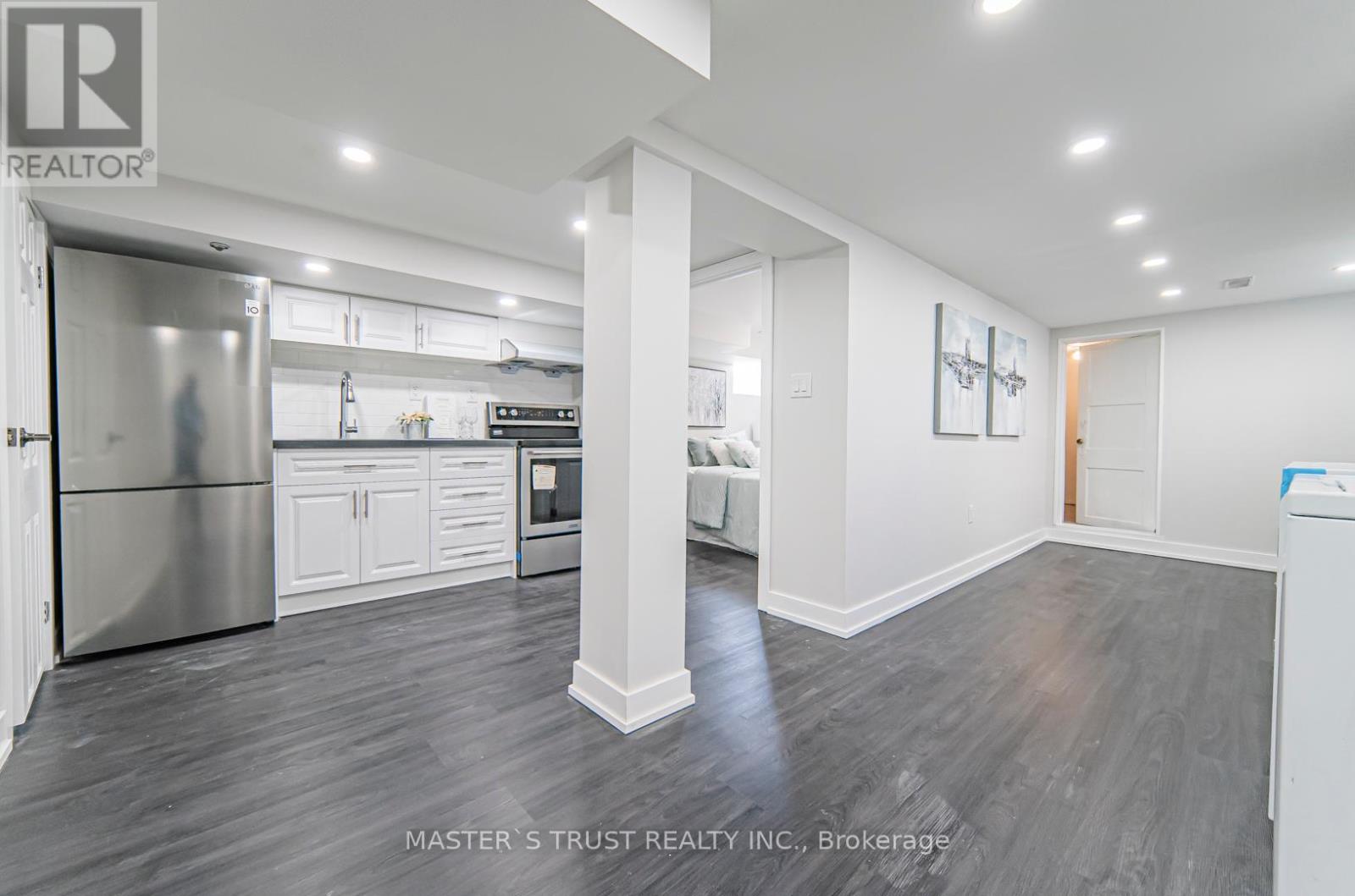 613 Old Weston Road S, Toronto, Ontario  M6N 3B4 - Photo 44 - W12464663