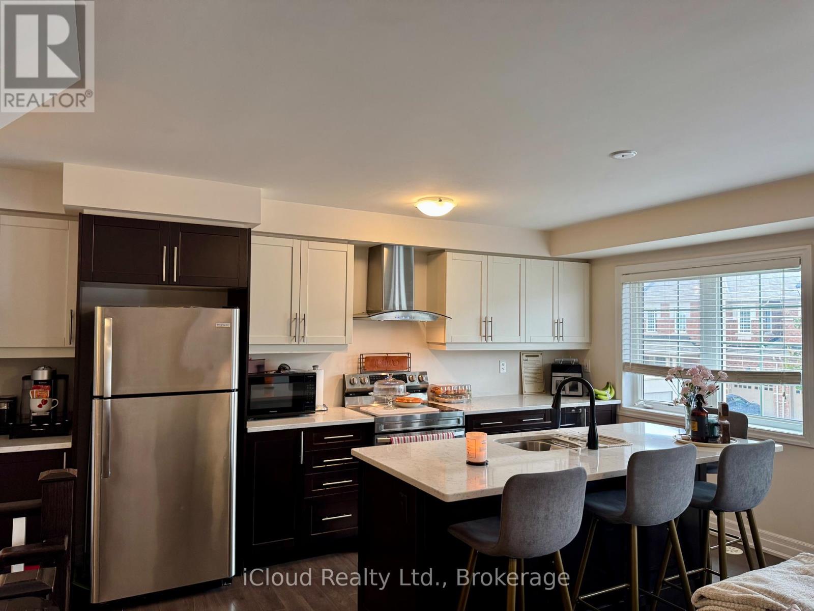 234 Sarah Cline Drive, Oakville, Ontario  L6M 0V3 - Photo 14 - W12464665