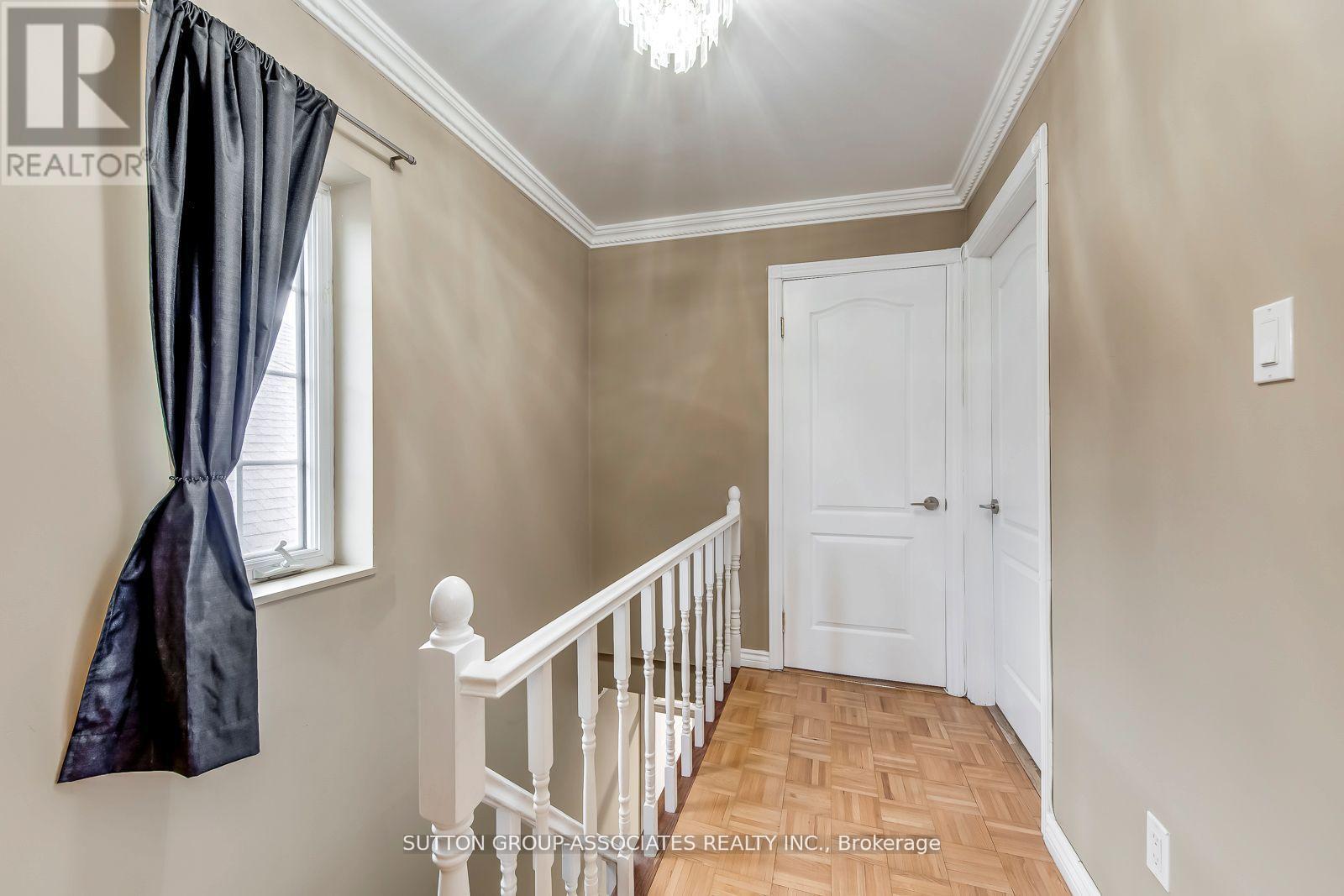 2nd Fl. - 3564 Eglinton Avenue W, Toronto, Ontario  M6M 1V8 - Photo 9 - W12464680