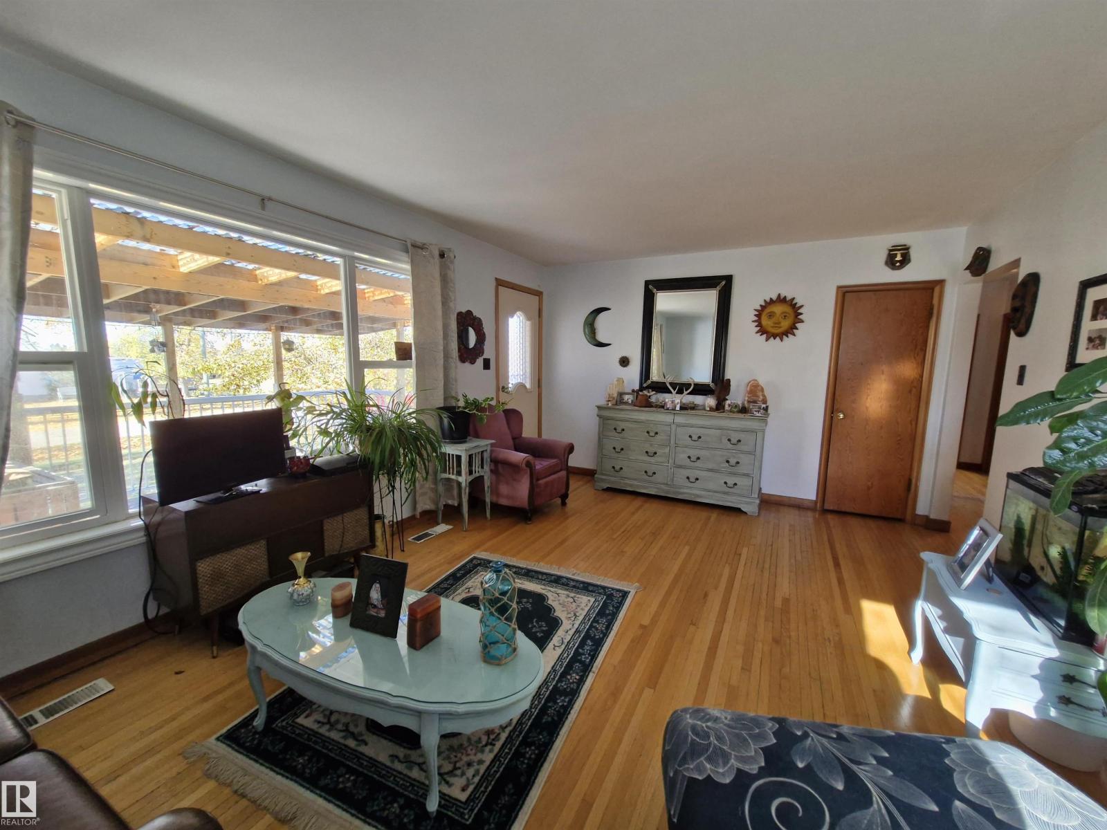 4818 32 St, Rural Wetaskiwin County, Alberta  T0C 2V0 - Photo 11 - E4462249