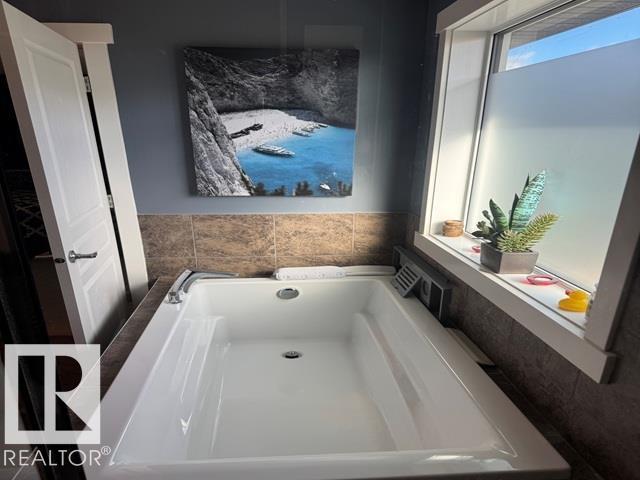 1035 158 St Sw, Edmonton, Alberta  T6W 2H2 - Photo 31 - E4462260