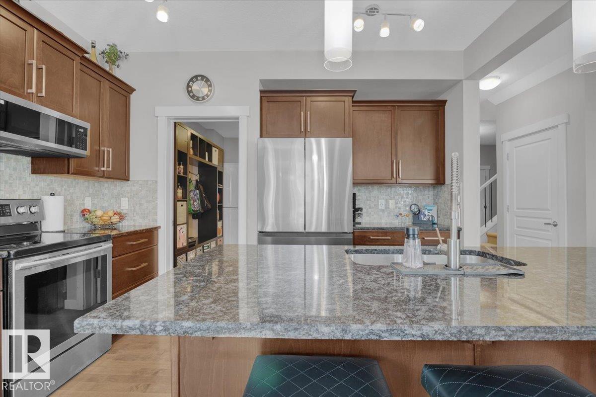 1035 158 St Sw, Edmonton, Alberta  T6W 2H2 - Photo 9 - E4462260