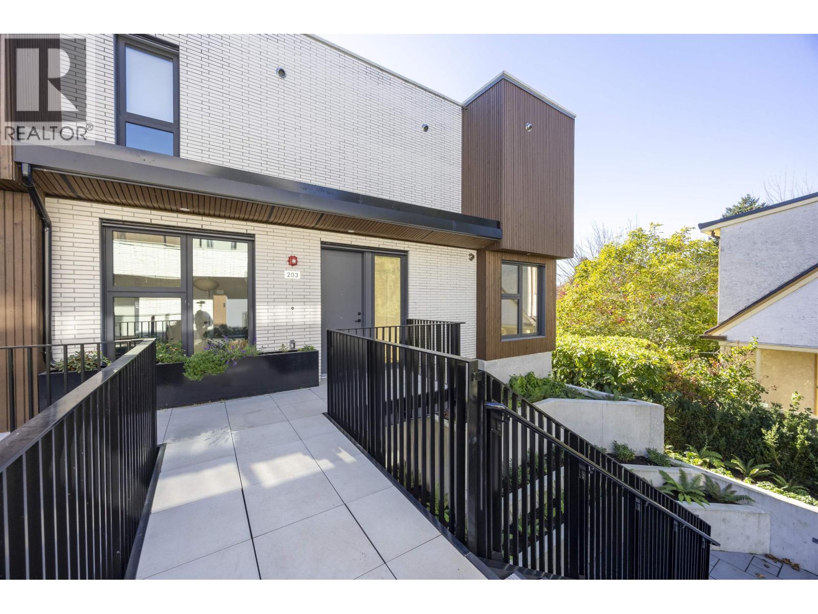 203 778 W 27th Avenue, Vancouver, British Columbia  V5V 2K9 - Photo 5 - R3058822