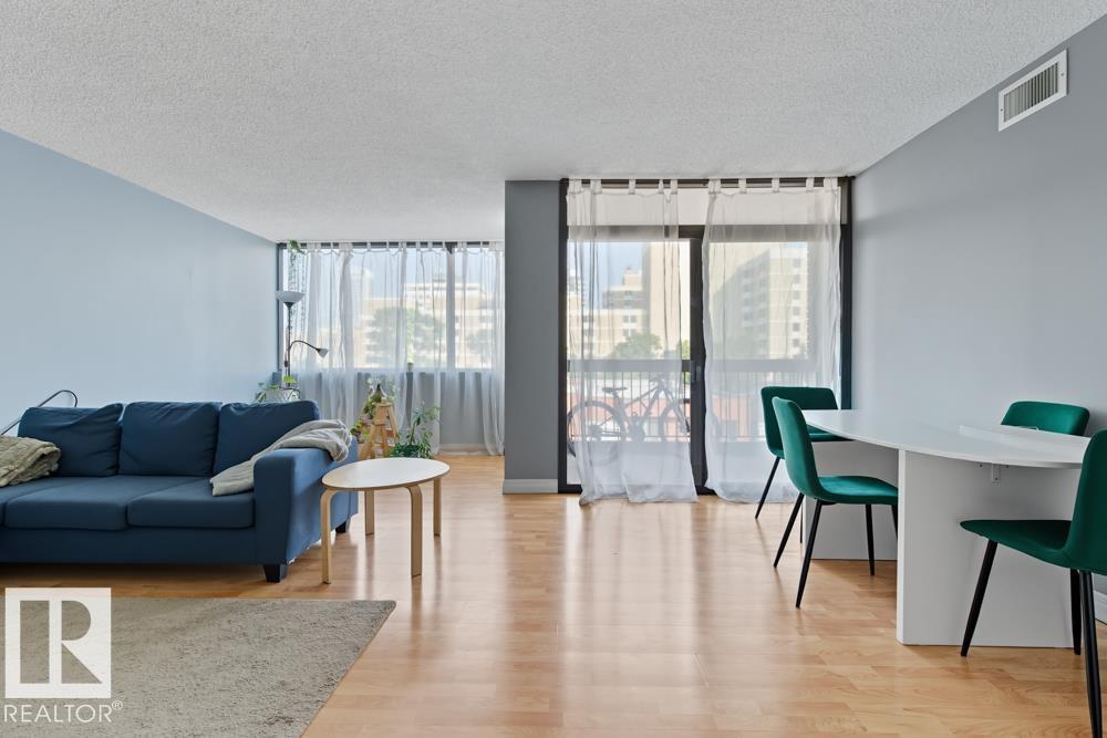 #504 10025 113 ST NW, Edmonton, Alberta