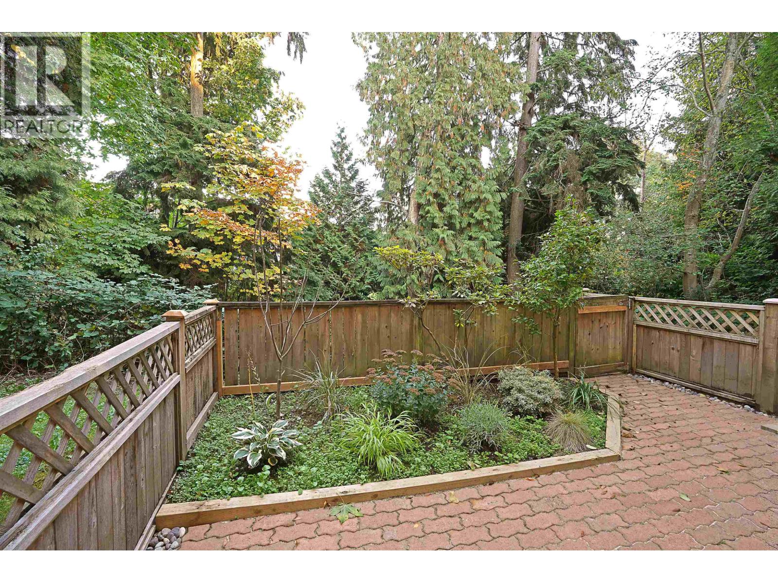 2078 Springer Avenue, Burnaby, British Columbia  V5B 3M5 - Photo 14 - R3057846