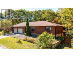 18 KRISTEN HEIGHTS, Parry Sound, Ontario