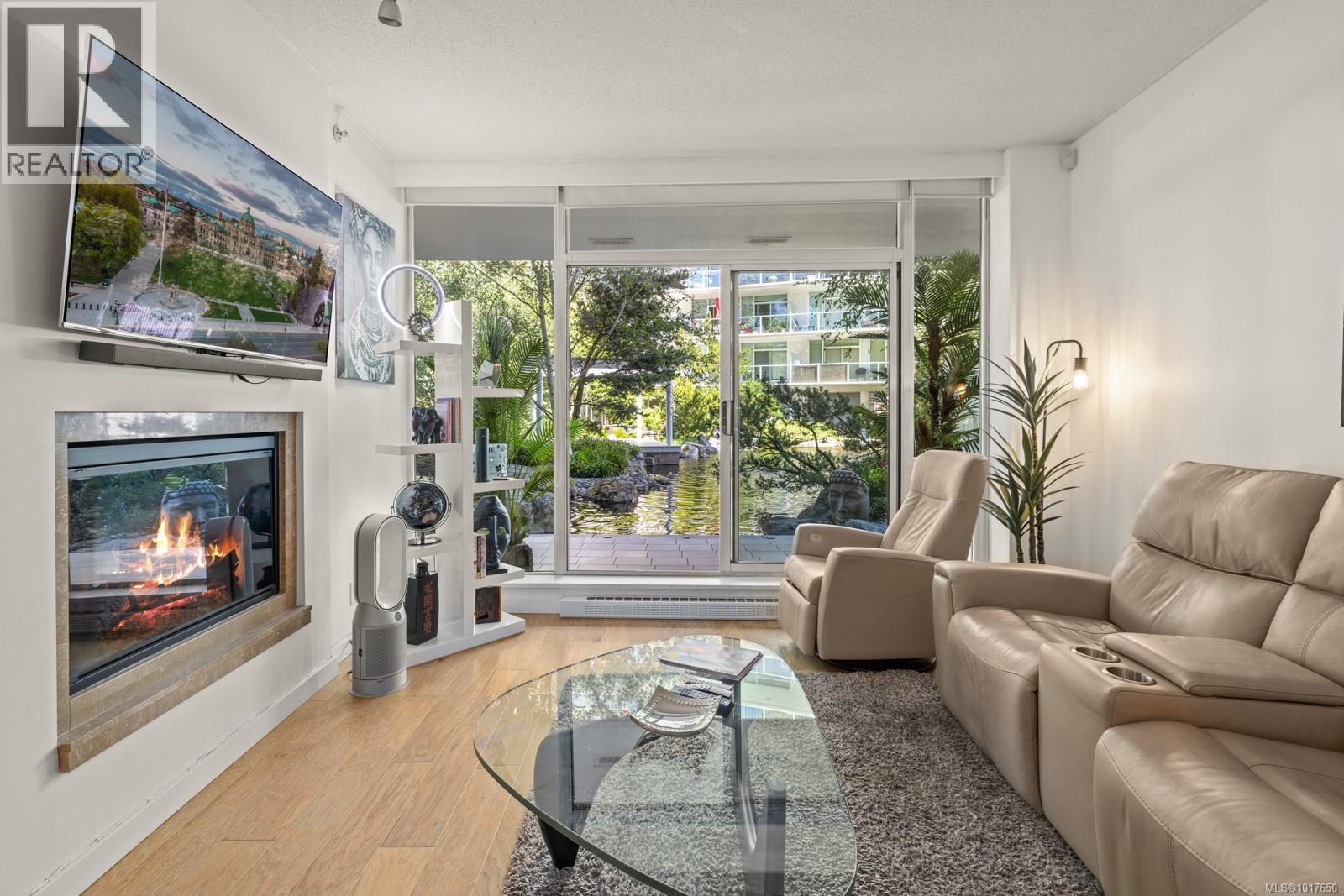 119 68 Songhees Rd, Victoria, British Columbia  V9A 0A3 - Photo 6 - 1017650