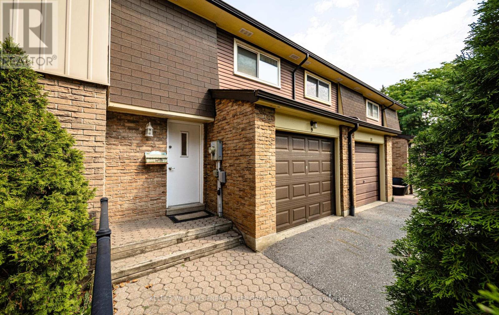 9 - 945 Burns Street W, Whitby, Ontario  L1N 6J5 - Photo 2 - E12464722