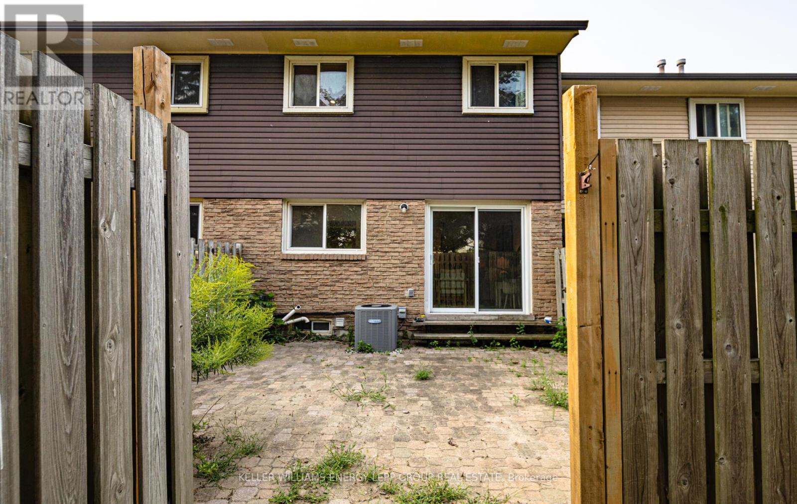 9 - 945 Burns Street W, Whitby, Ontario  L1N 6J5 - Photo 30 - E12464722