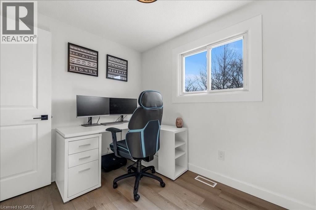 197 Dunsdon Street, Brantford, Ontario  N3R 7H7 - Photo 11 - 40777291