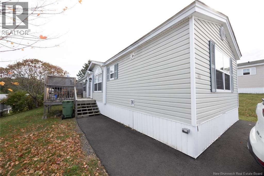40 Sherry's Lane, Fredericton, New Brunswick  E3C 1L8 - Photo 2 - NB128593