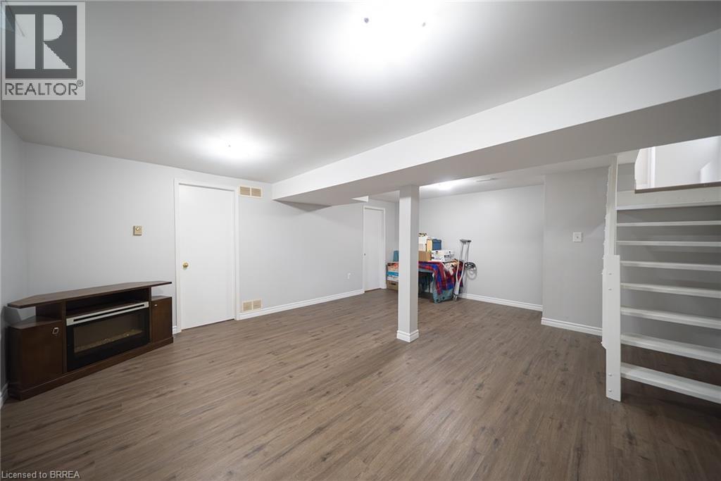 11 Newcastle Street, Brantford, Ontario  N3R 1Y5 - Photo 19 - 40778397