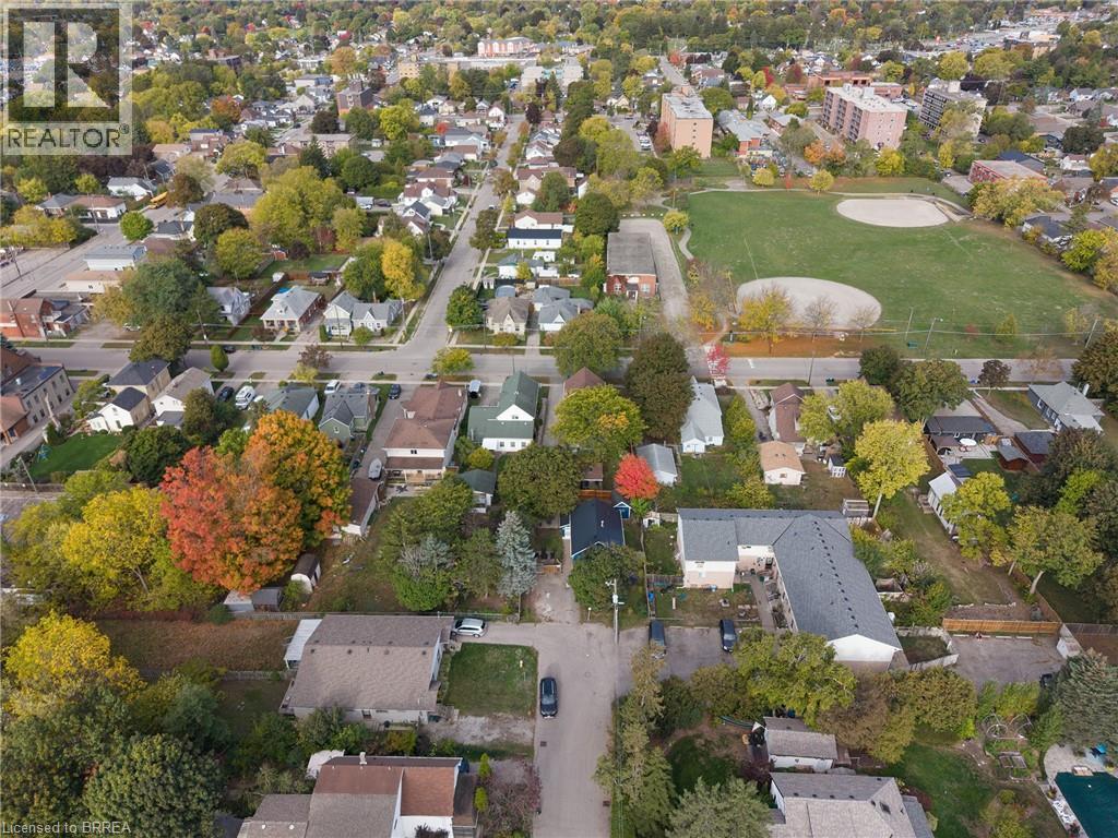 11 Newcastle Street, Brantford, Ontario  N3R 1Y5 - Photo 32 - 40778397