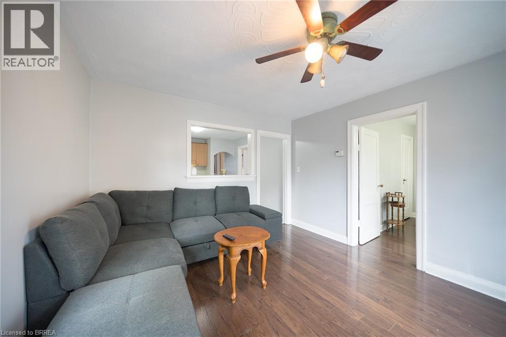 11 Newcastle Street, Brantford, Ontario  N3R 1Y5 - Photo 6 - 40778397