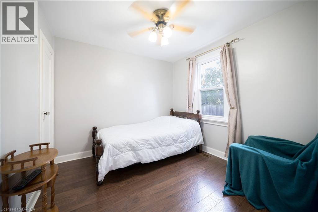 11 Newcastle Street, Brantford, Ontario  N3R 1Y5 - Photo 7 - 40778397