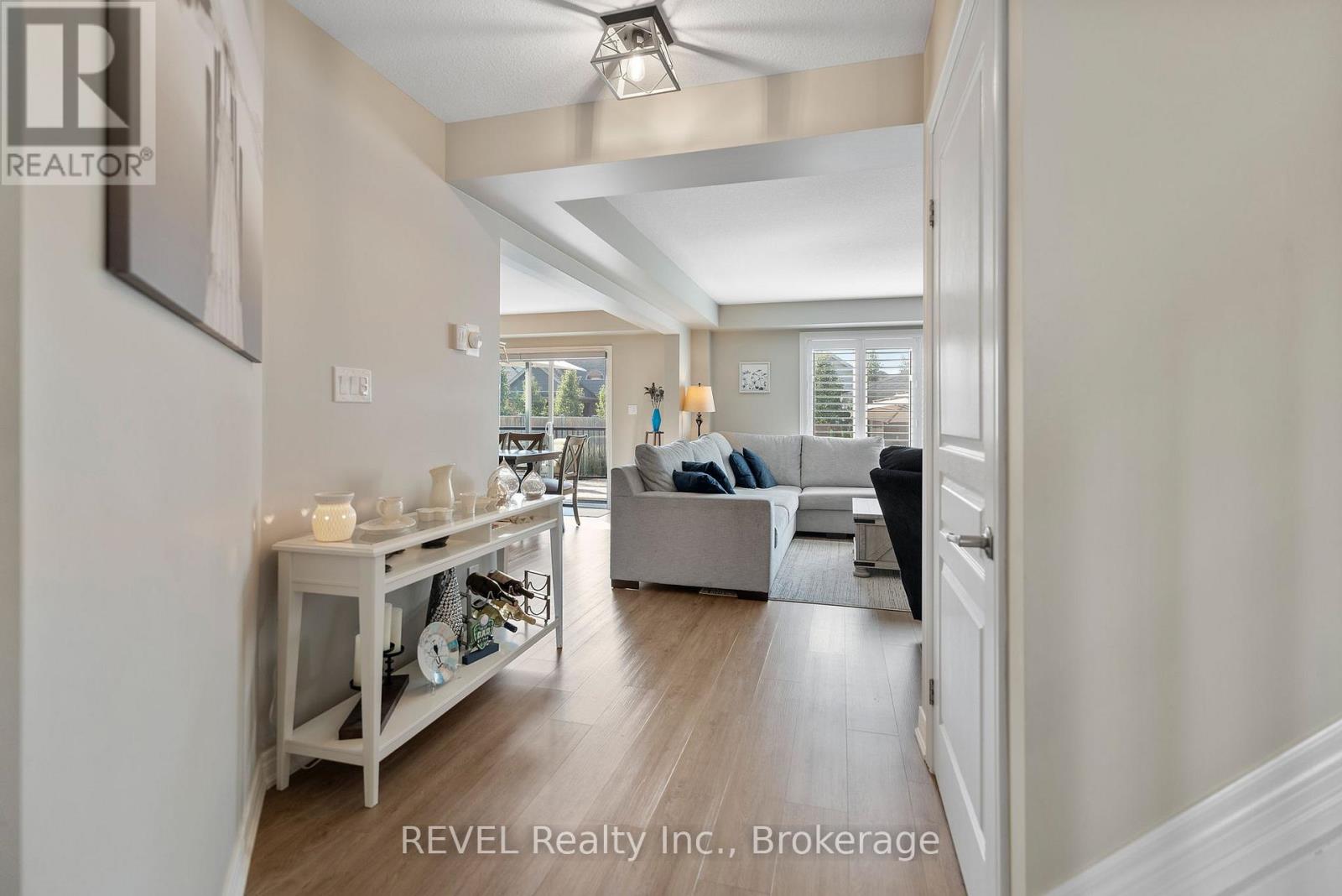 477 Silverwood Avenue, Welland (Coyle Creek), Ontario  L3C 0C6 - Photo 11 - X12464712