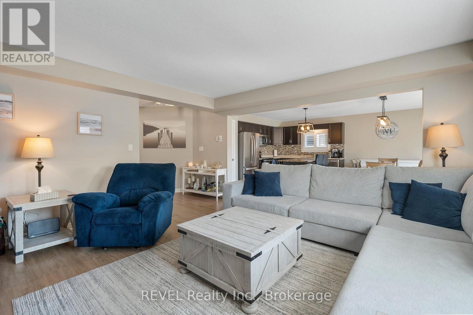 477 Silverwood Avenue, Welland (Coyle Creek), Ontario  L3C 0C6 - Photo 14 - X12464712