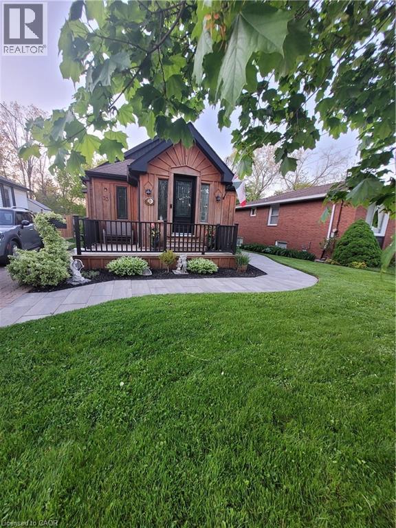 33 Rosedale Avenue, St. Catharines, Ontario  L2P 1Y6 - Photo 2 - 40779284