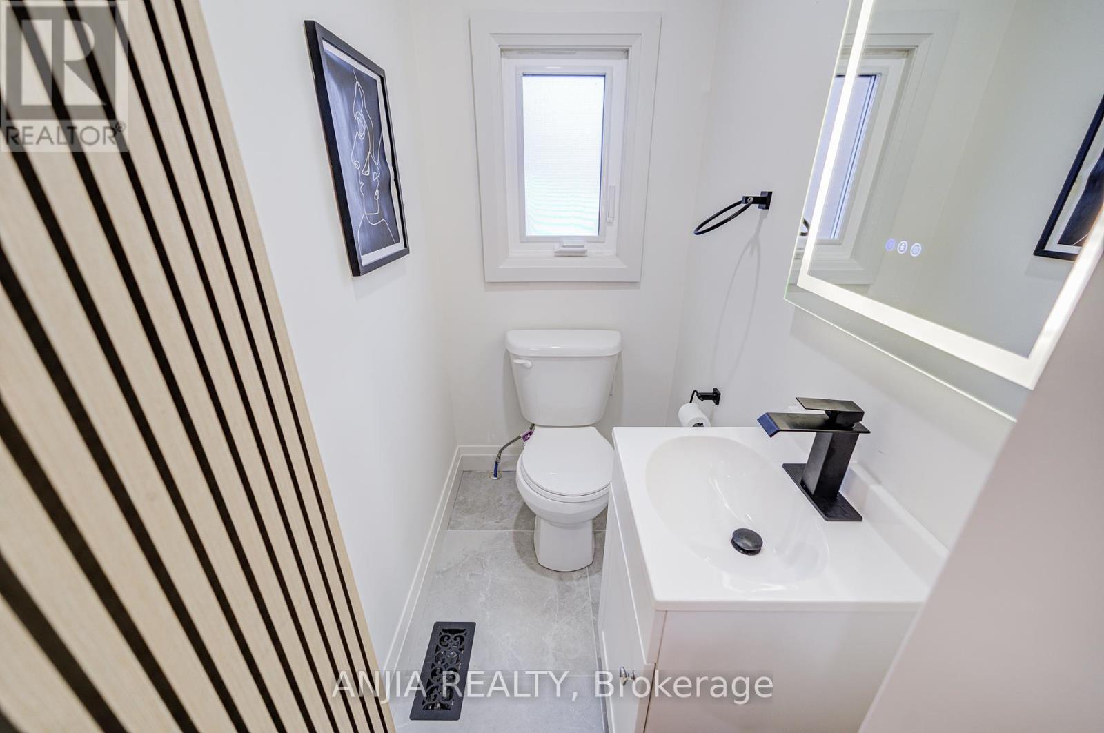 126 Grace Street, Toronto, Ontario  M6J 2S2 - Photo 13 - C12464685