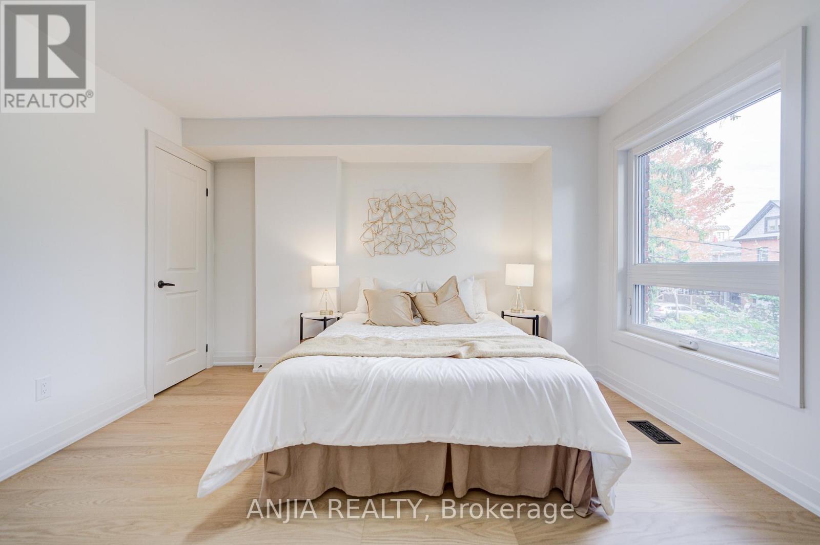 126 Grace Street, Toronto, Ontario  M6J 2S2 - Photo 20 - C12464685