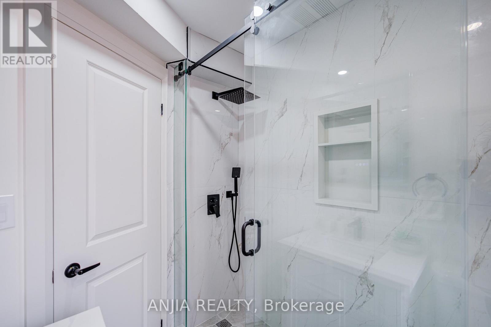 126 Grace Street, Toronto, Ontario  M6J 2S2 - Photo 25 - C12464685