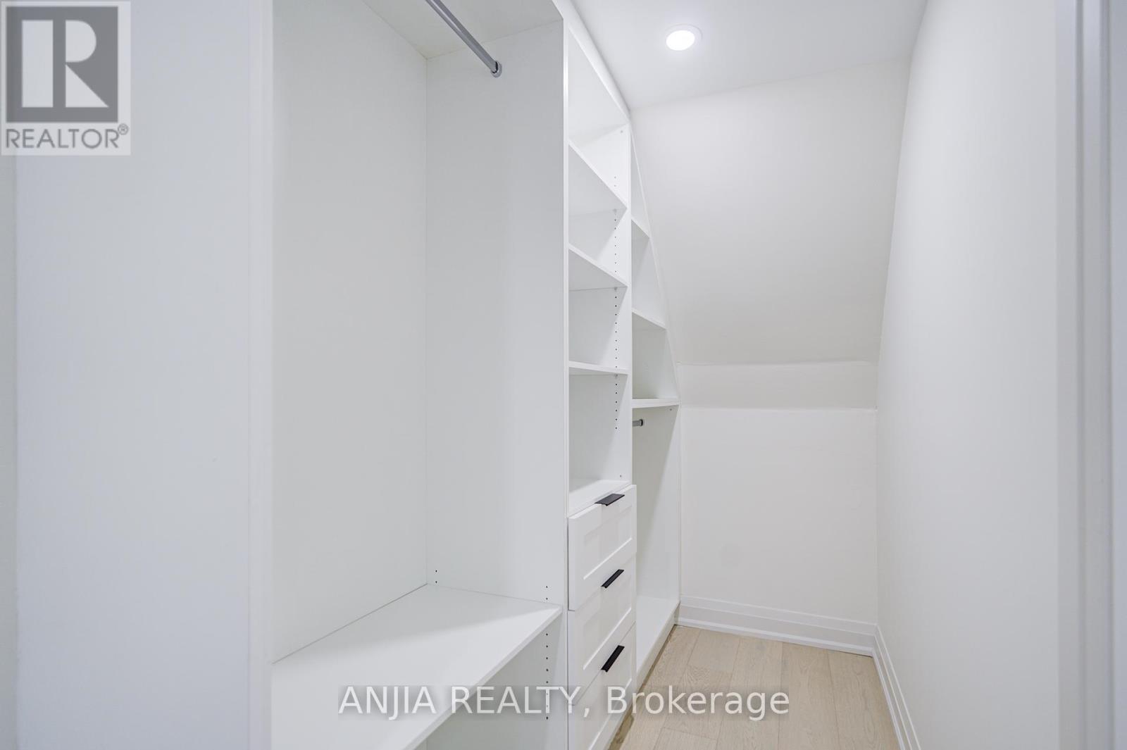 126 Grace Street, Toronto, Ontario  M6J 2S2 - Photo 34 - C12464685