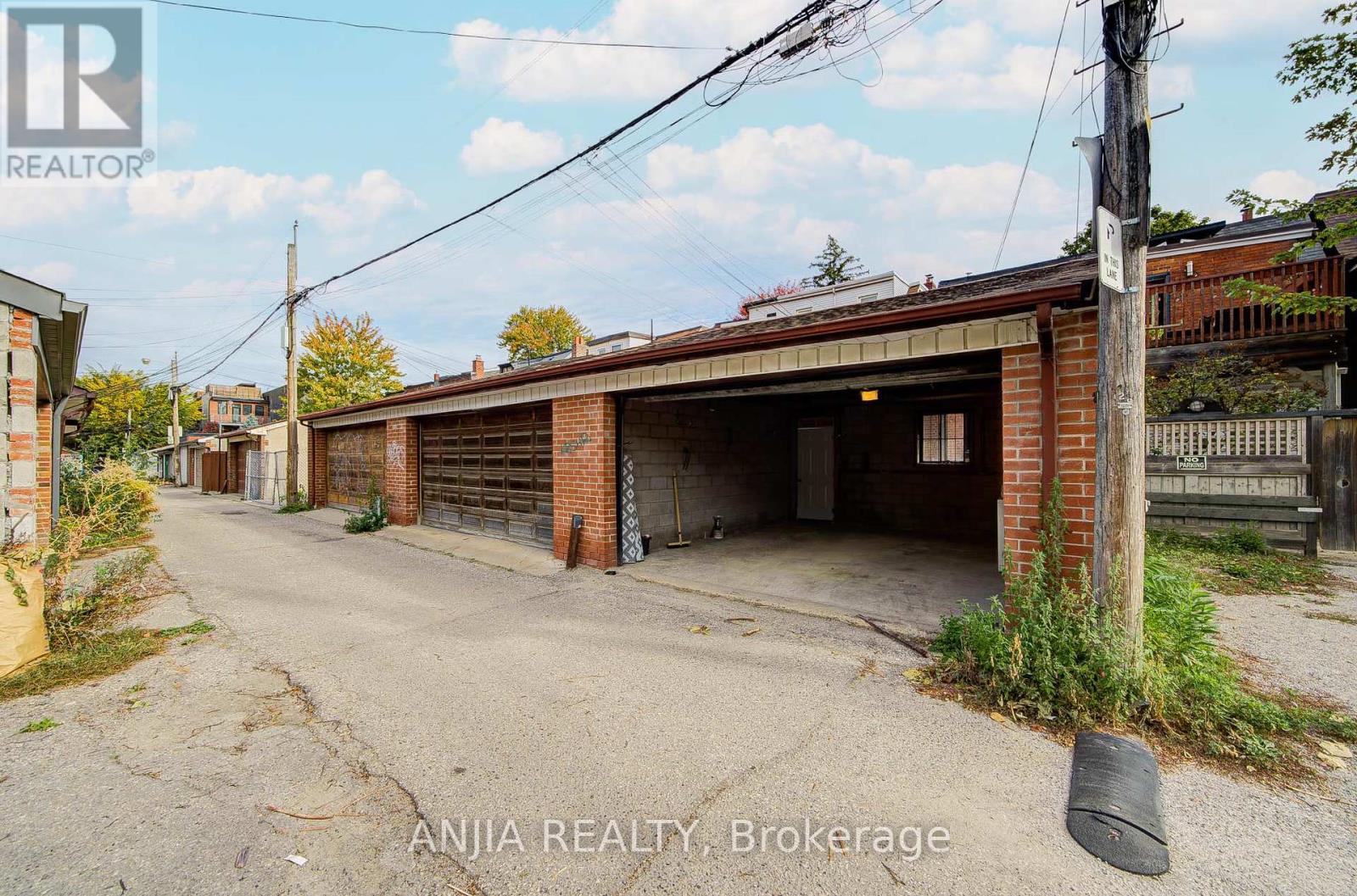 126 Grace Street, Toronto, Ontario  M6J 2S2 - Photo 45 - C12464685