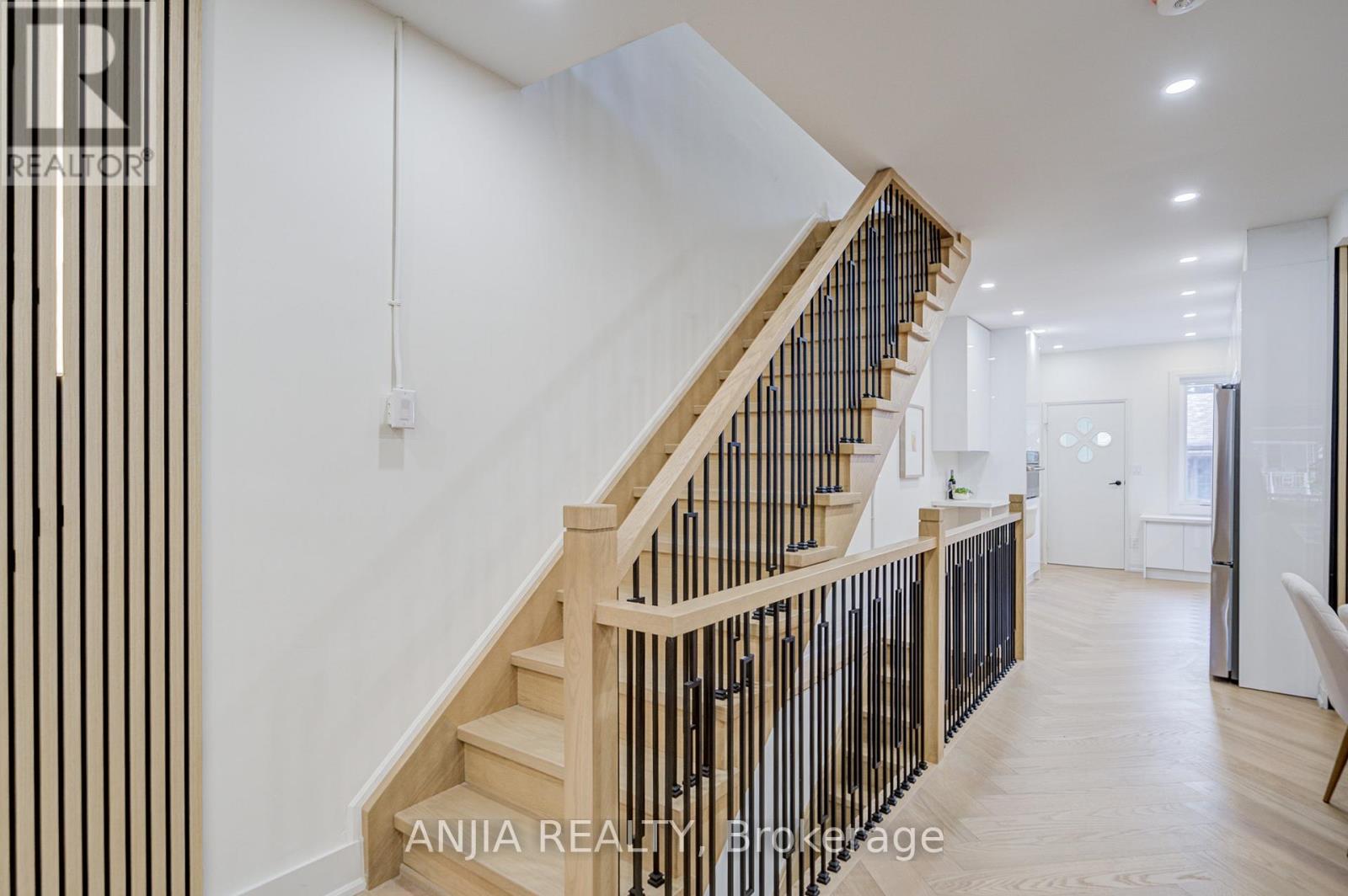 126 Grace Street, Toronto, Ontario  M6J 2S2 - Photo 7 - C12464685