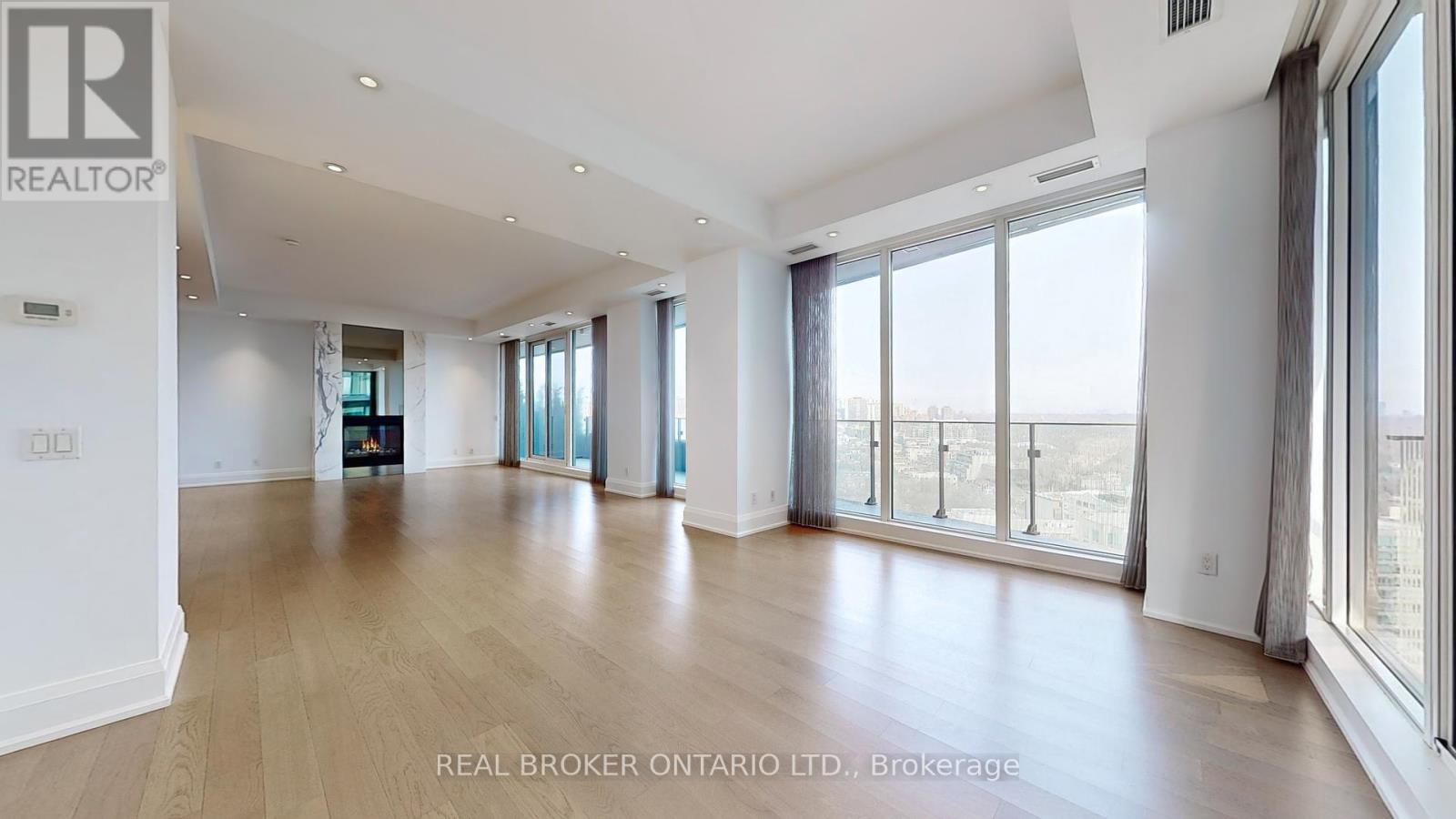 2001 - 88 Davenport Road, Toronto, Ontario  M5R 0A5 - Photo 11 - C12464708