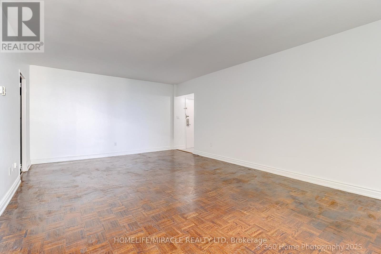 1819 - 5 Massey Square, Toronto, Ontario  M4C 5L6 - Photo 24 - E12464682