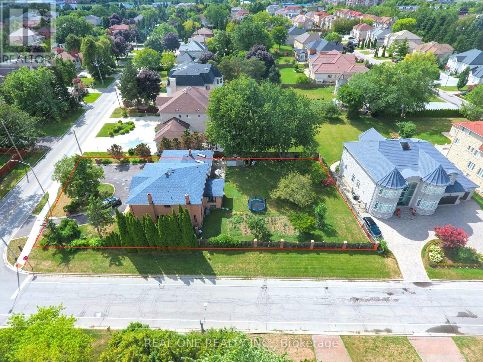 62 Lee Avenue, Markham, Ontario  L3R 8G4 - Photo 3 - N12464686