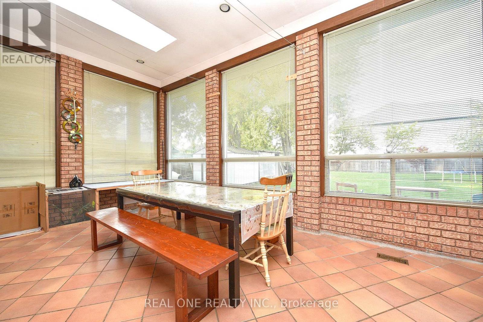 62 Lee Avenue, Markham, Ontario  L3R 8G4 - Photo 37 - N12464686