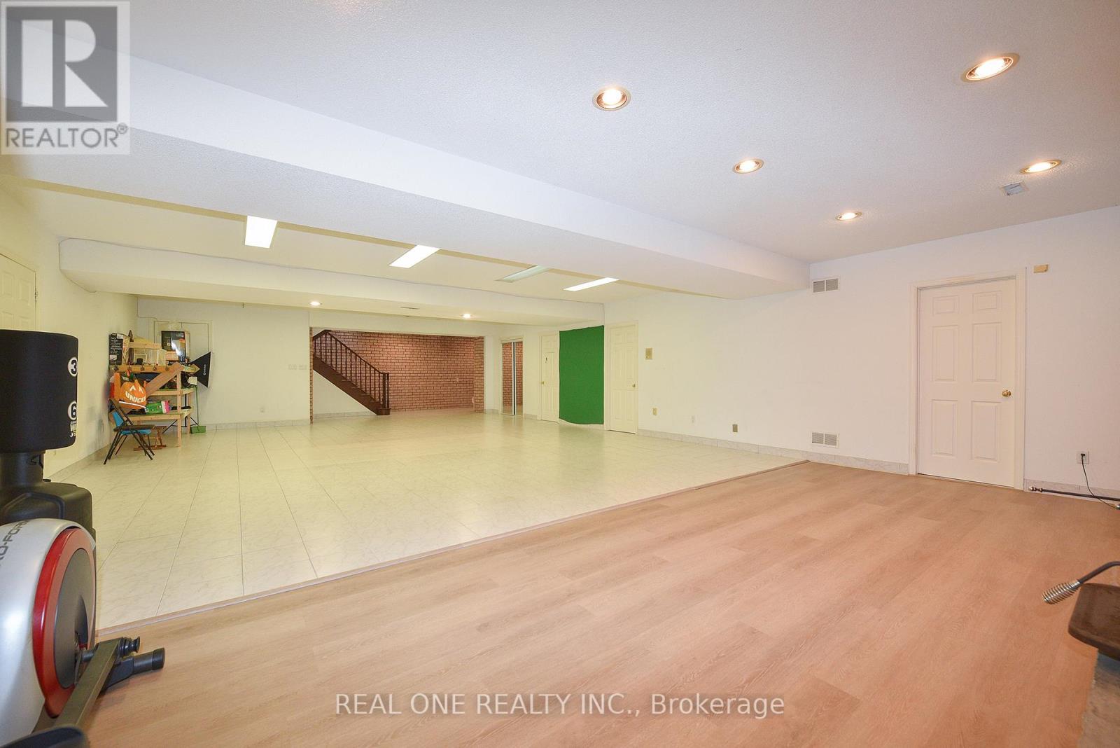 62 Lee Avenue, Markham, Ontario  L3R 8G4 - Photo 40 - N12464686