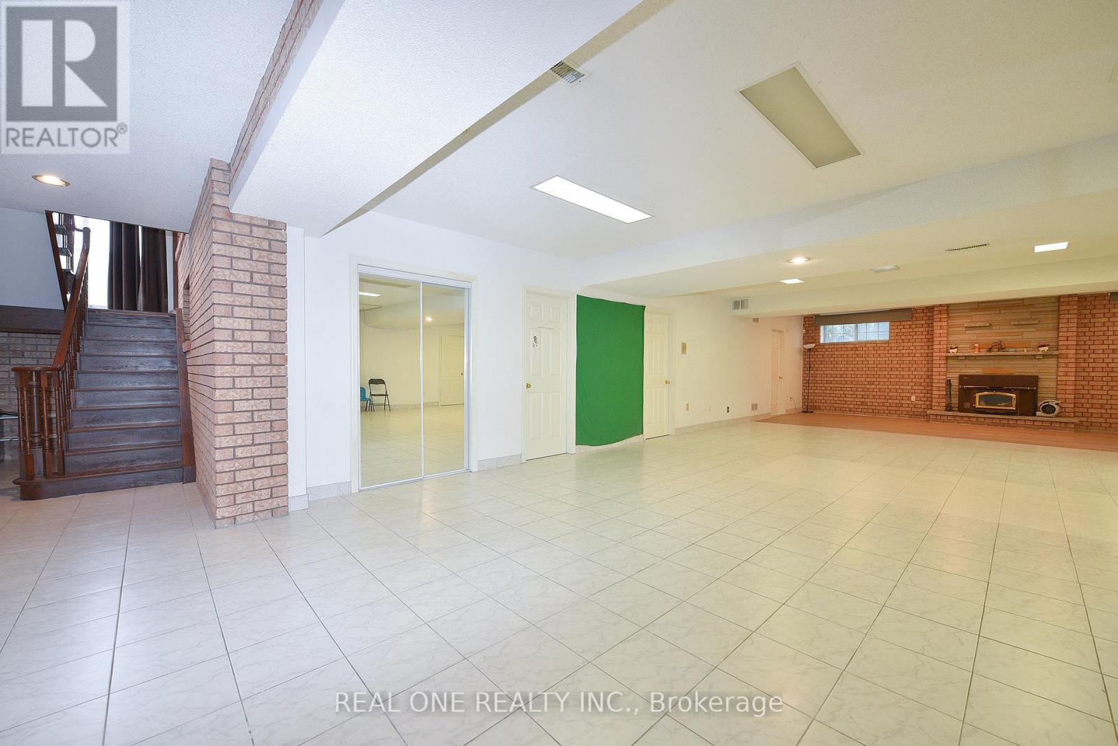 62 Lee Avenue, Markham, Ontario  L3R 8G4 - Photo 41 - N12464686