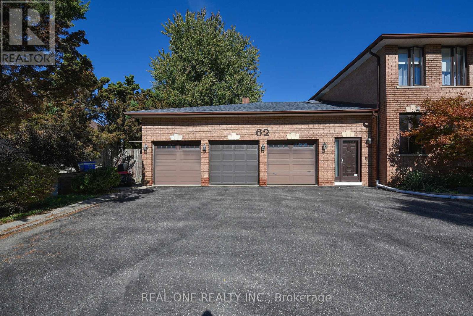 62 Lee Avenue, Markham, Ontario  L3R 8G4 - Photo 6 - N12464686