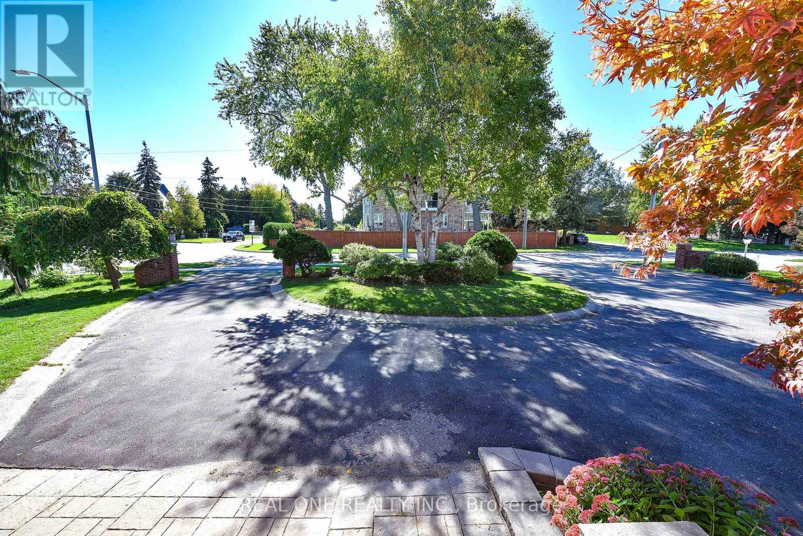62 Lee Avenue, Markham, Ontario  L3R 8G4 - Photo 8 - N12464686